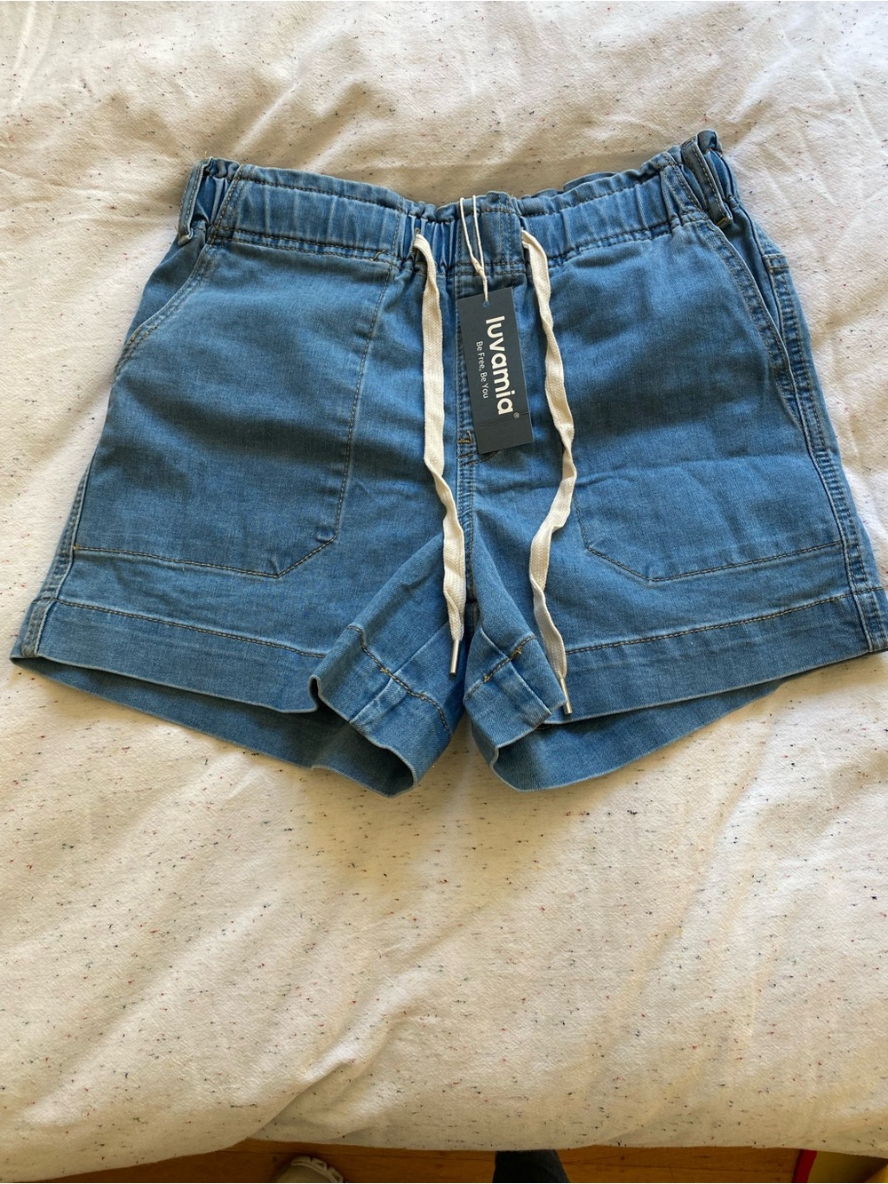 Luvamia NWT Denim Pull On Shorts Elastic Waist Drawstring Size Small